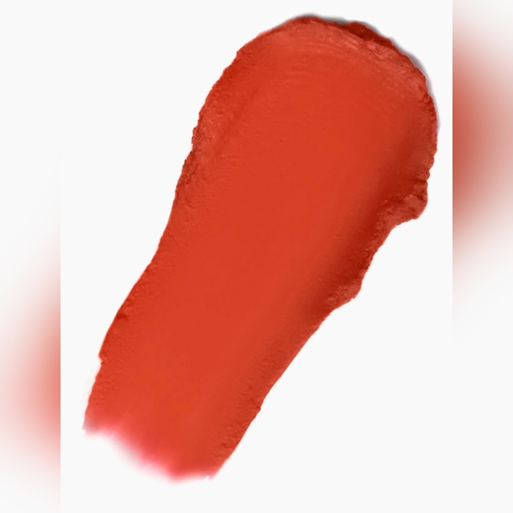 Dolce & Gabbana My Comfy Matte Lip Stylo Shade 24.11 New In Box - Picture 2 of 10